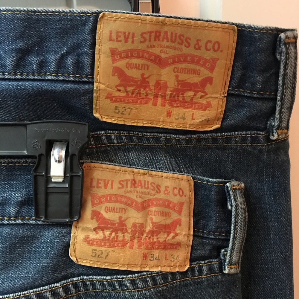 Men’s Levi’s 527